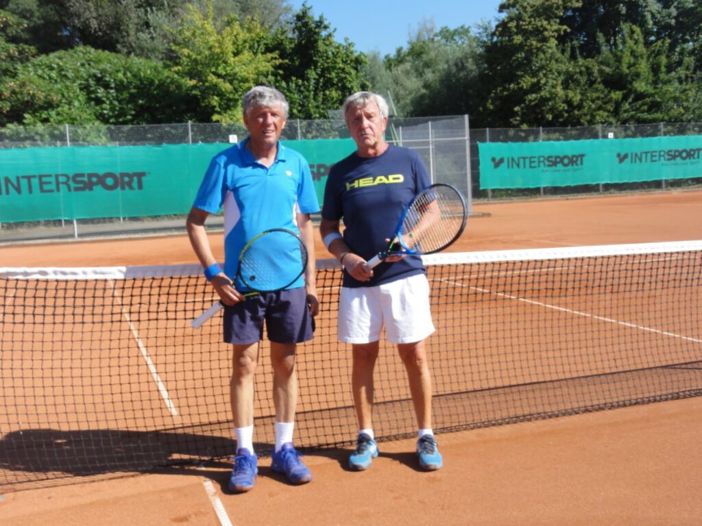 Zwei Seniorenspieler beim S 4 Turnier in Unteruhldingen